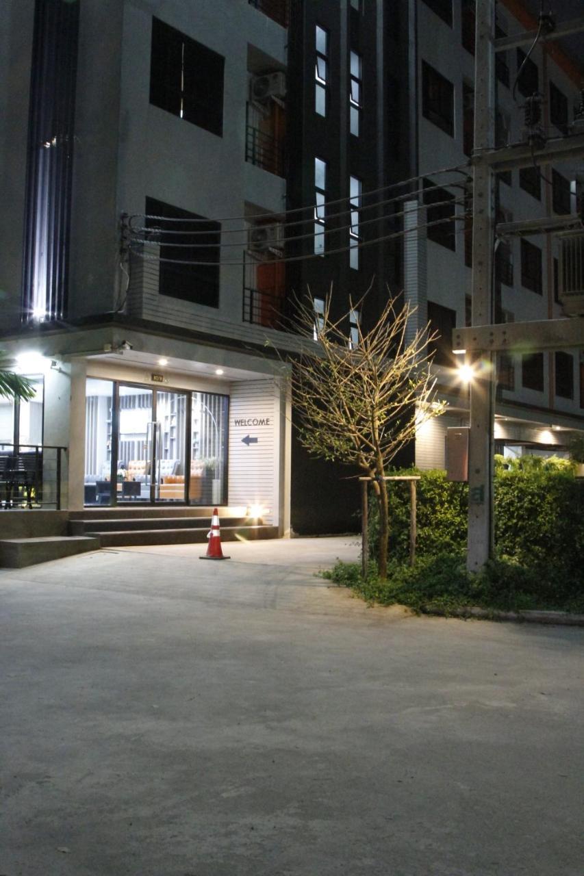 Bangkok Boutique Resort Rangsit Pathum Thani Exterior foto